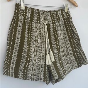 House of Harlow 1960 High Waist Green and Cream Linen Blend Shorts XS